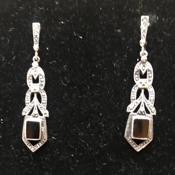Sterling Silver Black Onyx Dangle Earrings Pierced 925 - Picture 1 of 4